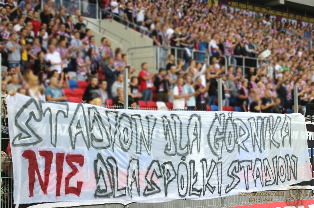 spolka_stadion_transparent